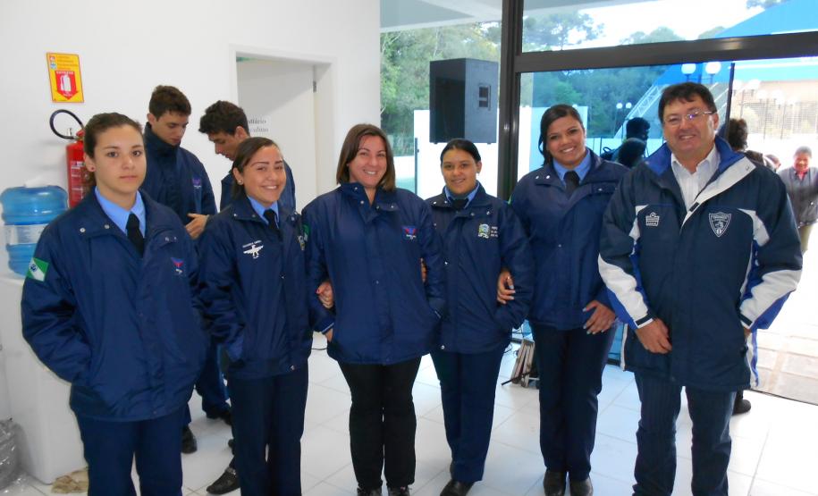 São José dos Pinhais ganha um Centro da Juventude São José dos Pinhais ganha um Centro da Juventude