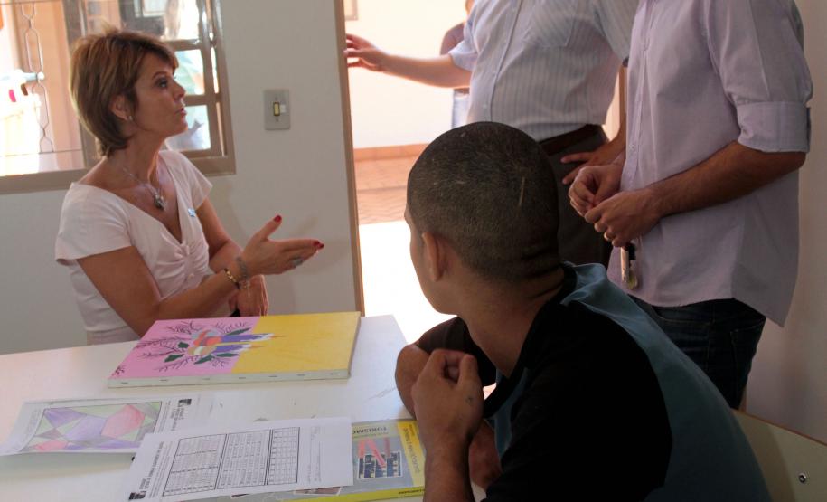Secretária da Família reforça projetos socioeducacionais em Foz do Iguaçu Fotos: Rogerio Machado/SEDS