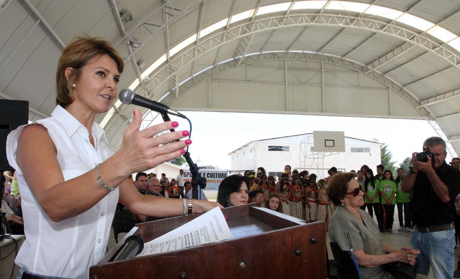 A secretária da Família e Desenvolvimento Social, Fernanda Richa, participou nesta sexta-feira (23) da inauguração do Centro da Juventude de Castro, na região Centro Oriental (?) do Estado. Este  é o décimo sexto Centro da Juventude entregue a população do Paraná este ano.Foto:Rogério Machado/SEDS