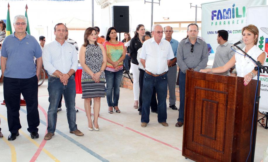 A secretária da Família e Desenvolvimento Social, Fernanda Richa, participou nesta sexta-feira (23) da inauguração do Centro da Juventude de Castro, na região Centro Oriental (?) do Estado. Este  é o décimo sexto Centro da Juventude entregue a população do Paraná este ano.Foto:Rogério Machado/SEDS