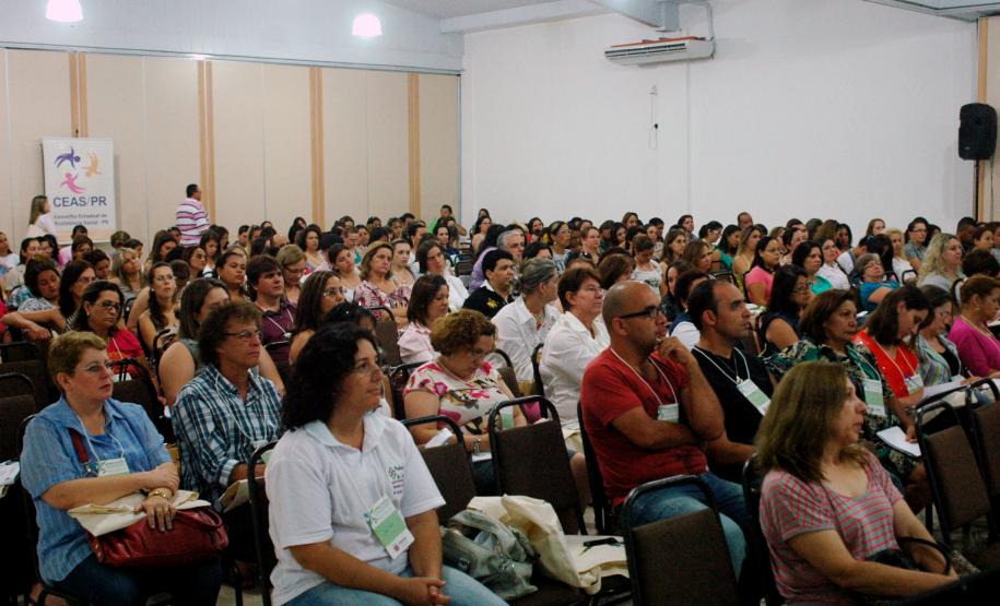 A Secretaria da Família e Desenvolvimento Social iniciou nesta quarta-feira (21), em Londrina, o Seminário Capacitação de Combate ao Trabalho Infantil, evento está abordando as recomendações do plano regional para prevenção e erradicação do trabalho infantil com municípios da região. Foto:Divulgação