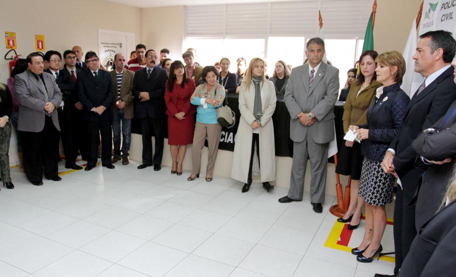 A secretária da Família e Desenvolvimento Social, Fernanda Richa, o secretário de Segurança Pública, Cid Vasques, a presidente do Conselho Estadual dos Direitos da Criança e do Adolescente (Cedca), Marcia Tavares, e o delegado-geral da Polícia Civil, Marcus Vinicius Michelotto, participam em Curitiba, da inauguração do Núcleo de Proteção à Criança e ao Adolescente (Nucria) e do Serviço de Investigação de Crianças Desaparecidas (Sicride).Foto:Rogério Machado/SEDS