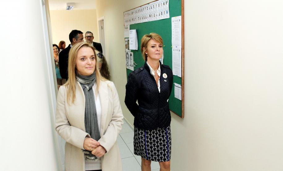 A secretária da Família e Desenvolvimento Social, Fernanda Richa, o secretário de Segurança Pública, Cid Vasques, a presidente do Conselho Estadual dos Direitos da Criança e do Adolescente (Cedca), Marcia Tavares, e o delegado-geral da Polícia Civil, Marcus Vinicius Michelotto, participam em Curitiba, da inauguração do Núcleo de Proteção à Criança e ao Adolescente (Nucria) e do Serviço de Investigação de Crianças Desaparecidas (Sicride).Foto:Rogério Machado/SEDS