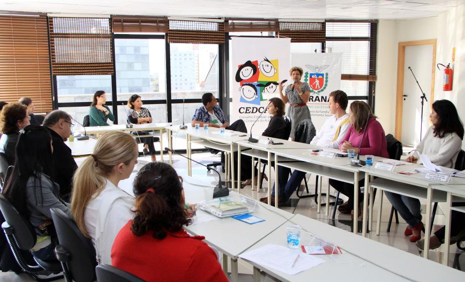 Na reunião plenária extraordinária realizada na quinta-feira (22) tomou posse a nova presidência o Conselho Estadual dos Direitos da Criança e do Adolescente (Cedca). A nova presidente é a Procuradora de Justiça Édina Maria Silva de Paula e a Delegada Marcia Tavares dos Santos assumiu a vice-presidência.Foto: Ricardo Marajó/SEDS