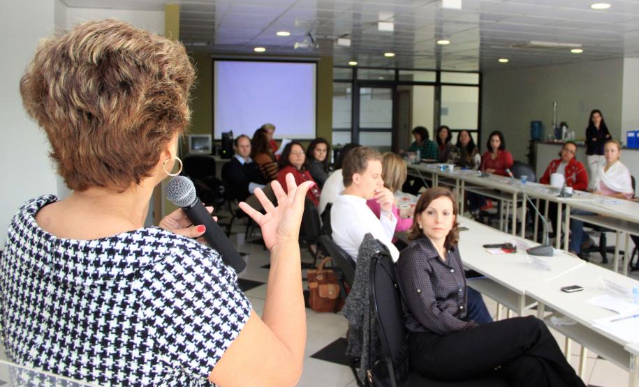 Na reunião plenária extraordinária realizada na quinta-feira (22) tomou posse a nova presidência o Conselho Estadual dos Direitos da Criança e do Adolescente (Cedca). A nova presidente é a Procuradora de Justiça Édina Maria Silva de Paula e a Delegada Marcia Tavares dos Santos assumiu a vice-presidência.Foto: Ricardo Marajó/SEDS