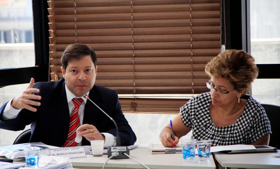 Na reunião plenária extraordinária realizada na quinta-feira (22) tomou posse a nova presidência o Conselho Estadual dos Direitos da Criança e do Adolescente (Cedca). A nova presidente é a Procuradora de Justiça Édina Maria Silva de Paula e a Delegada Marcia Tavares dos Santos assumiu a vice-presidência.Foto: Ricardo Marajó/SEDS