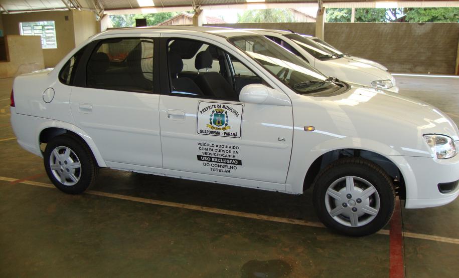 Carro e computador são entregues ao conselho tutelar de Guaporema Carro e computador são entregues ao conselho tutelar de Guaporema